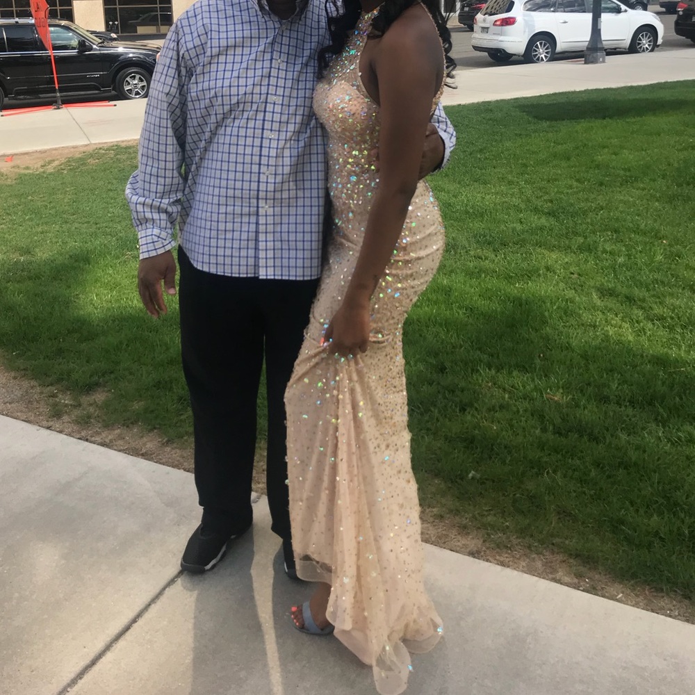 Prom dress ‼️ - Picture 6 of 6